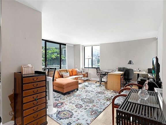 5th image of 140 Charles St APT 4D