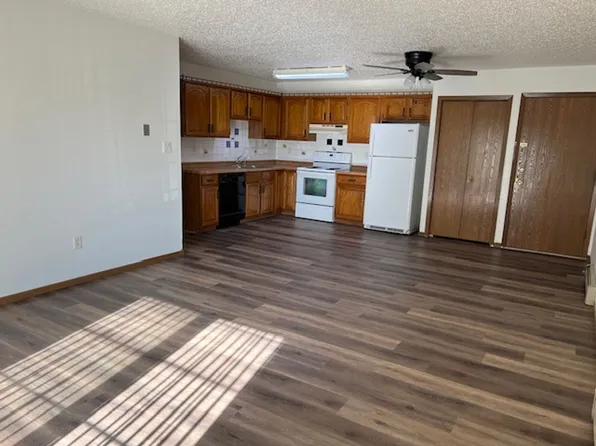 Grandview 1720, 1720 N Grandview Ln #203, Bismarck, ND 58503