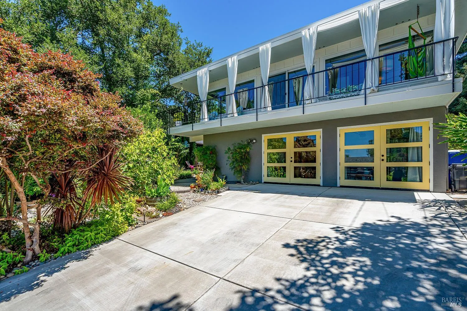 1664 Meek Avenue - Photo 3