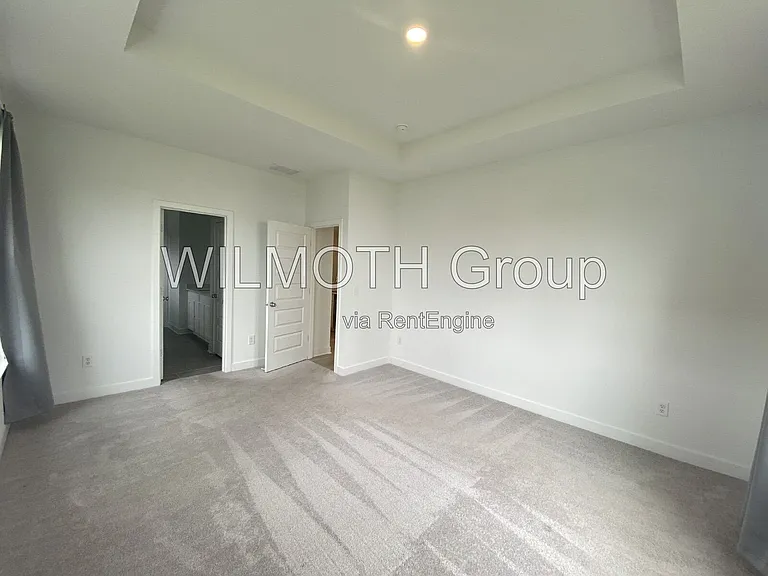 5102 Astor Way — Photo 9