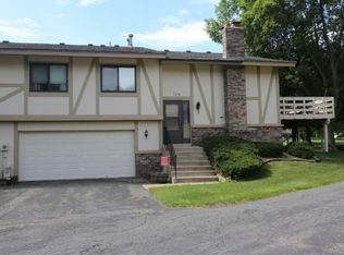 7578 E Fish Lake Rd, Maple Grove, MN 55311