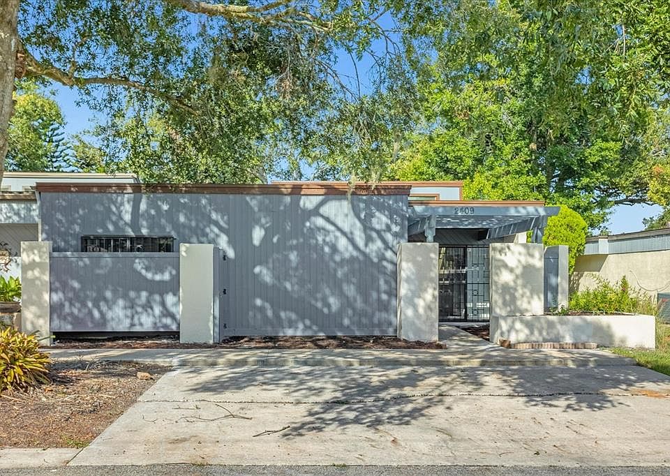 1st image of 2409 ANTILLES DRIVE