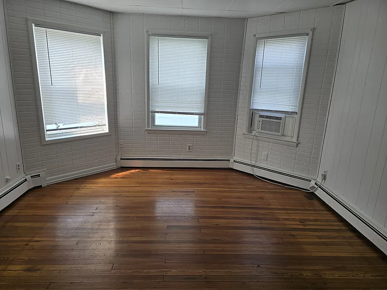 Grove St — Photo 16