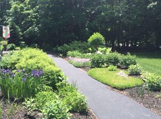 126 Ruggles Rd, Saratoga Springs, NY 12866