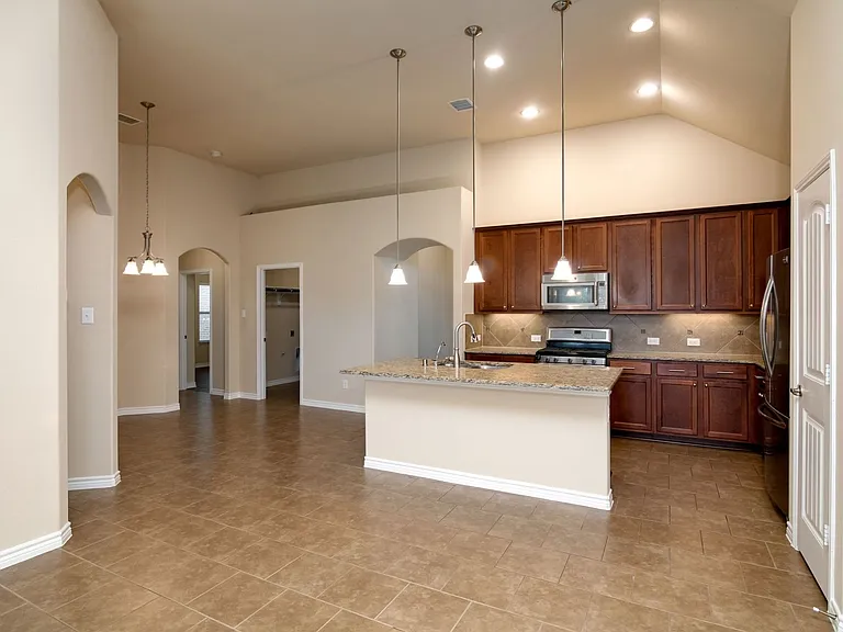 129 Griffin Ave — Photo 11