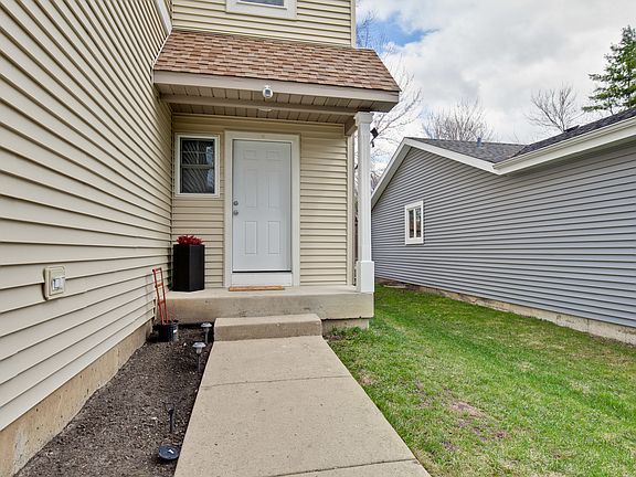 2nd image of 23615 N Garden Ln