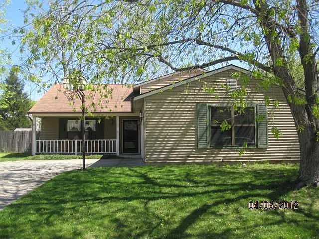727 Vanceburg Dr photo 1