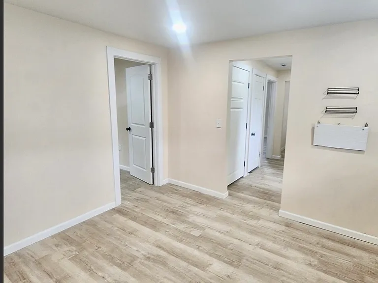 3555 Lossing St #B — Photo 25