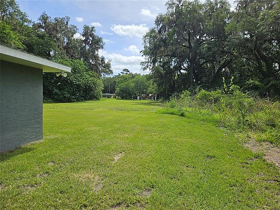 5th image of 51 NE 10th St
