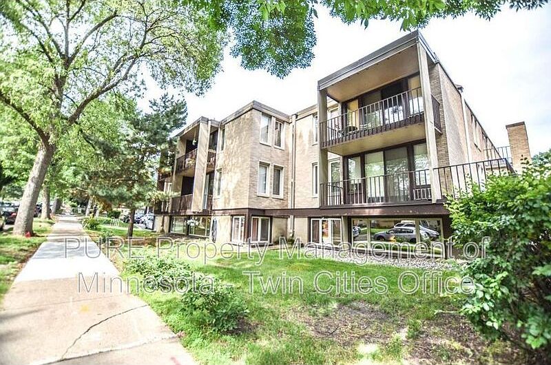 1st image of 4029 14th Ave S APT 12G