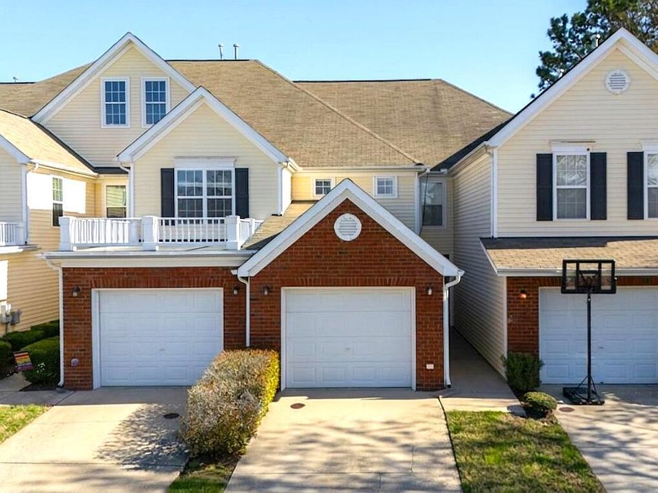 1st image of 2621 Hamlet Green Dr
