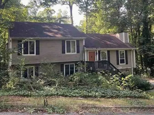 1010 Willow Run, Stone Mountain, GA 30088
