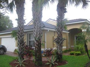 4945 SW 35th Way, Fort Lauderdale, FL 33312