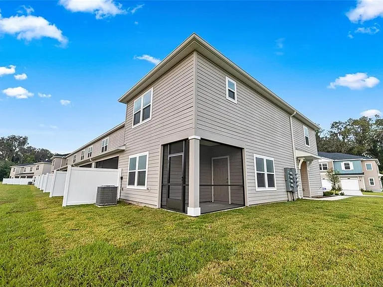 3644 SE 37th Ct — Photo 27