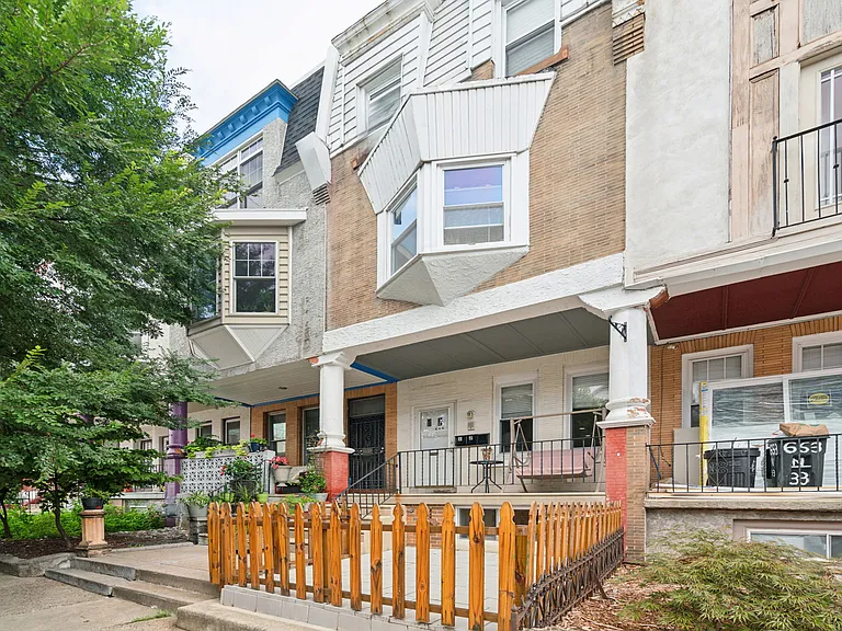 655 N 33rd St #2 — Photo 40
