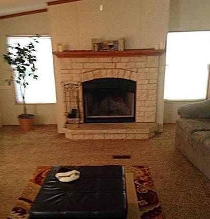 4th image of 1106 County Road 402