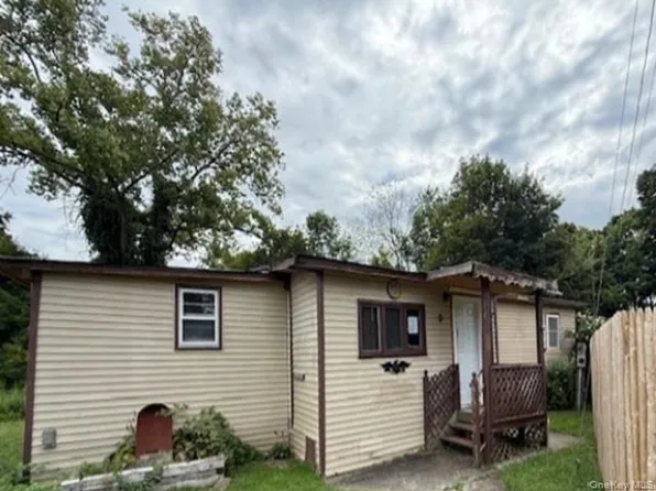 9 Whatley Lane, Dover Plains, NY 12522