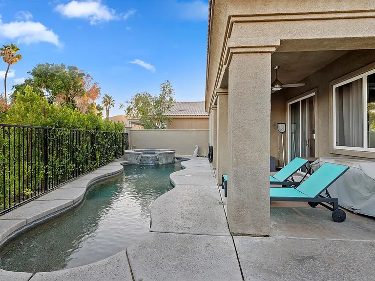 82831 Burnette Dr — Photo 29