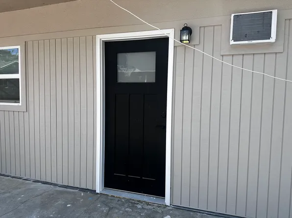 2636 Granada St #B, Los Angeles, CA 90065