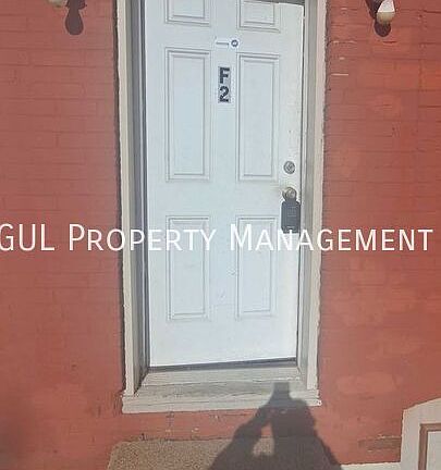 4th image of 3001 Chippewa St #2F