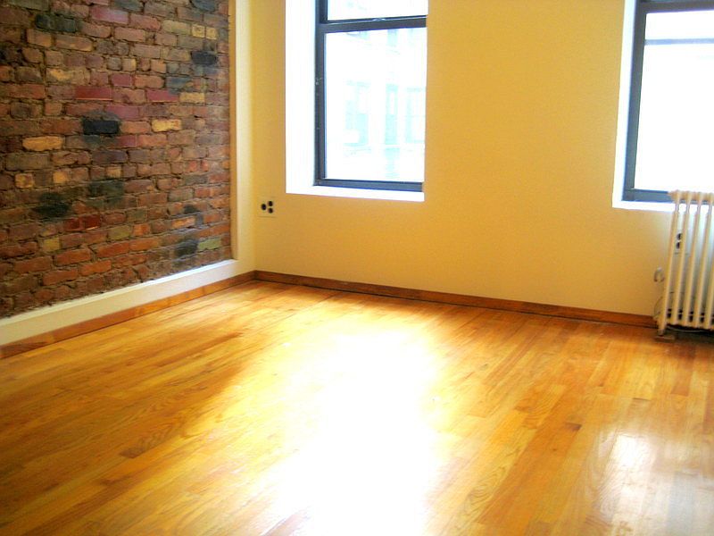 1st image of 306 E 5th St APT 1D