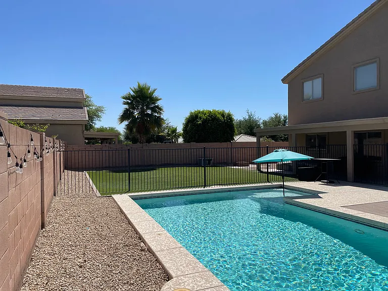 12376 W Sells Dr — Photo 35