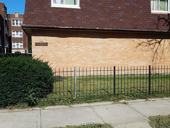 5th image of 7855 S Coles Ave APT D
