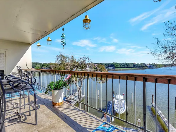 18809 Egret Bay Blvd APT 112, Houston, TX 77058