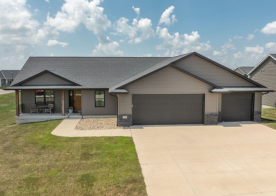 1st image of 2768 Ridgeview Dr