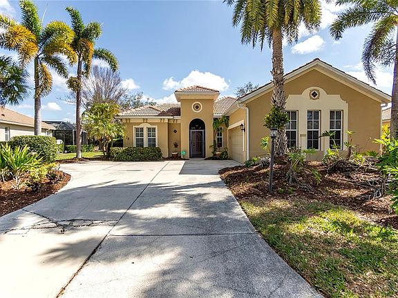 2nd image of 408 Park Trace Blvd