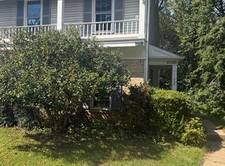 11429 Oak Leaf Dr, Silver Spring, MD 20901