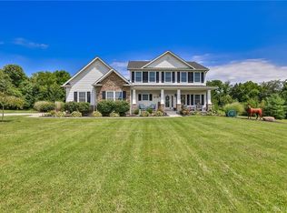 2084 Gum Grove Rd, Clarksville, OH 45113