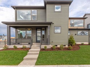 27600 SW Willow Creek Dr, Wilsonville, OR 97070