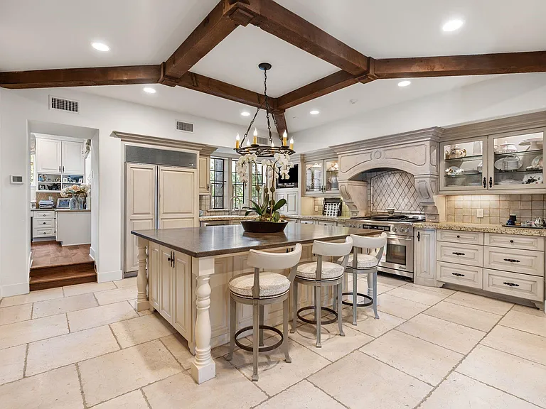 3325 Inwood Dr — Photo 14