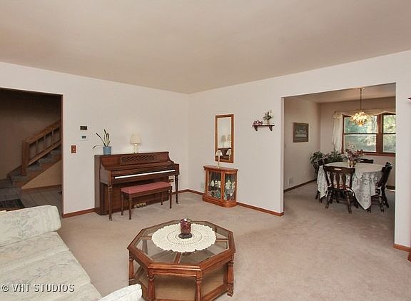 2nd image of 179 Mainsail Dr