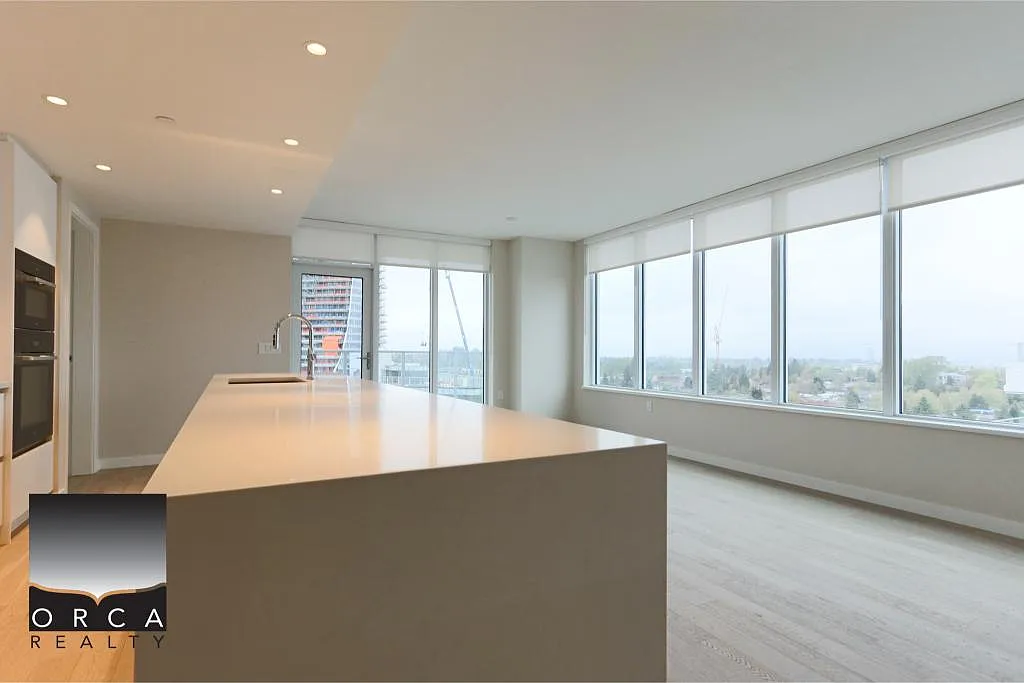 Building Photo - 485 W 42nd Ave #1502