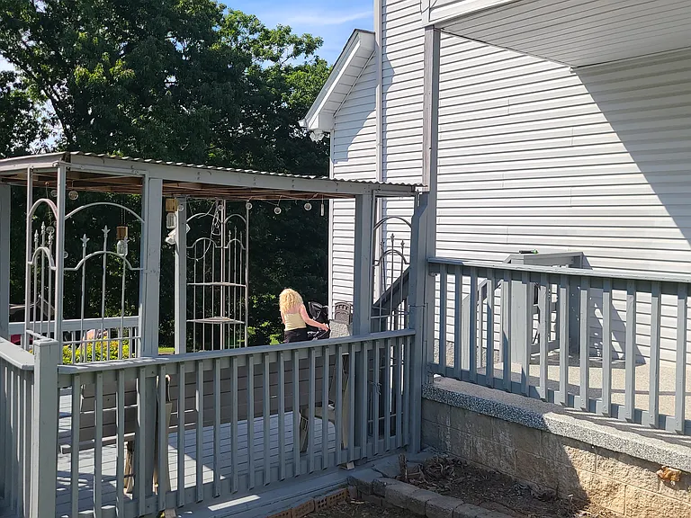 1526 Old Oak Ln — Photo 7