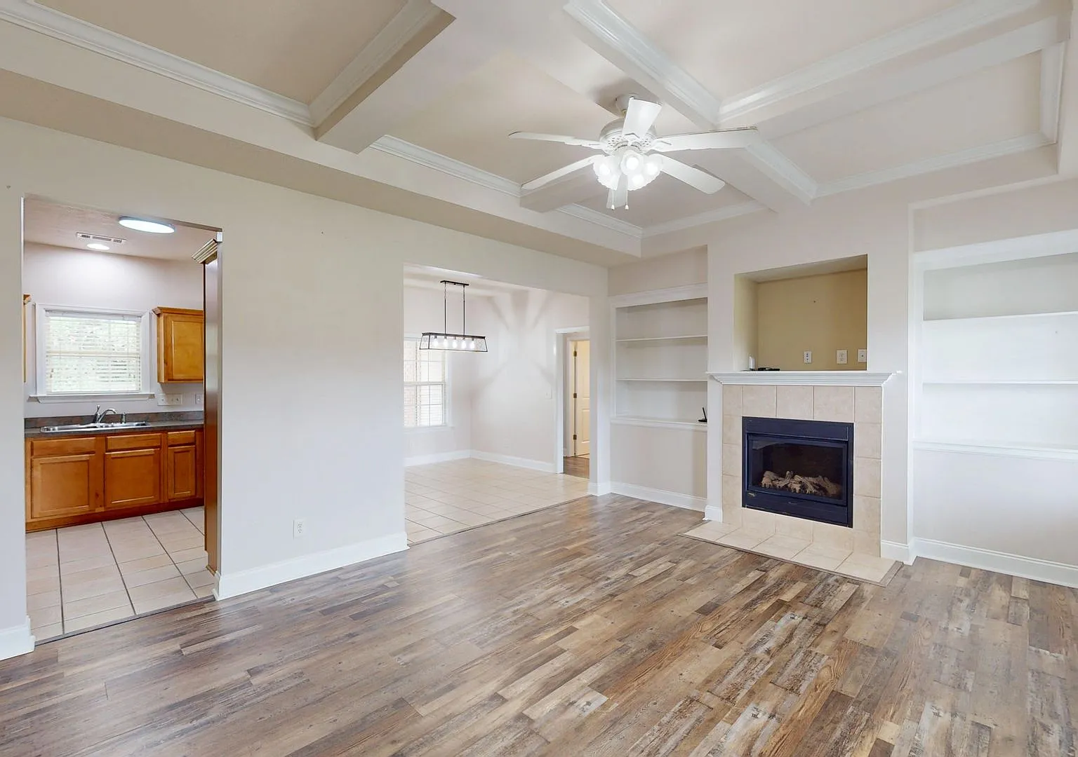 Beautiful 3 Bed/2 Bath Home in Deatsville/Pine Level School District — Photo 4
