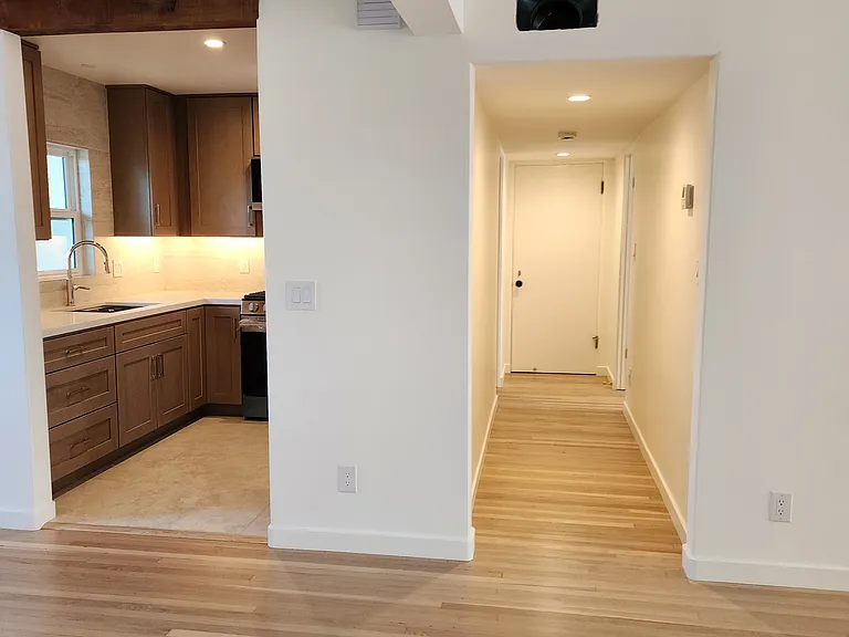 3123 Horton Ave #3123 — Photo 9