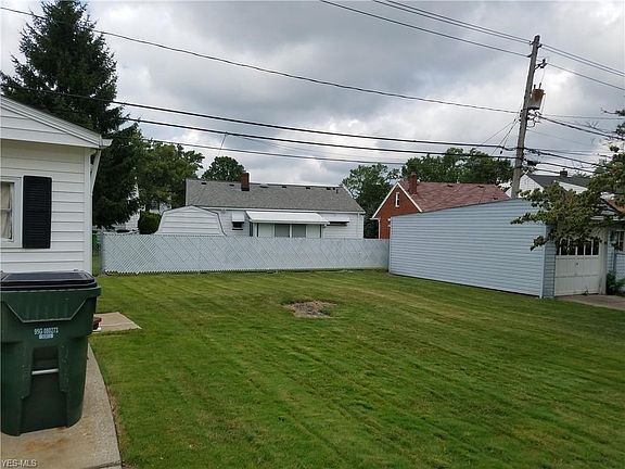 5th image of 12021 Shady Oak Blvd