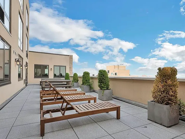 2763 Morris Ave #1108 — Photo 9