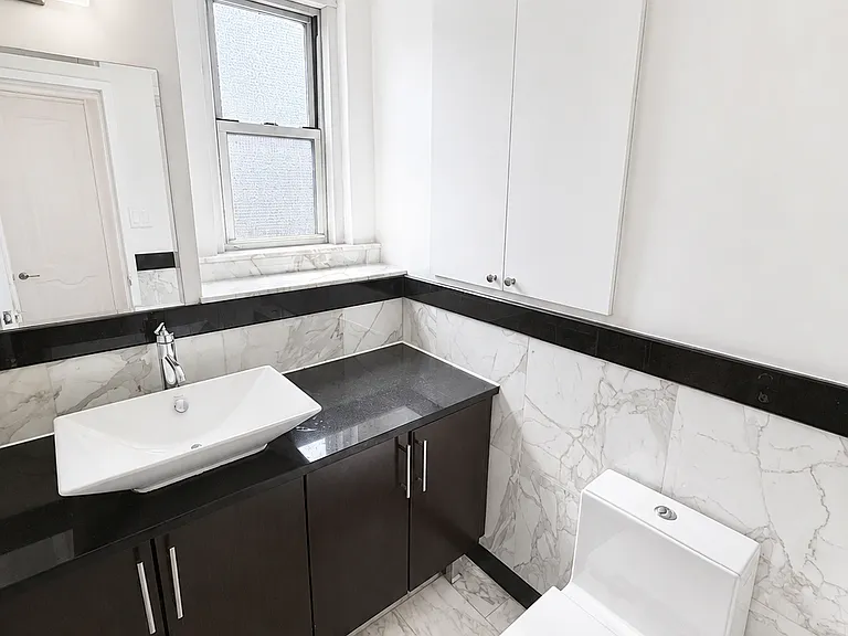 7 E 86th St #PENTHOUSE — Photo 18
