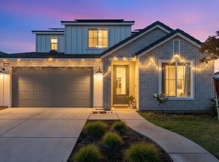 7020 W Holland Ave, Fresno, CA 93723