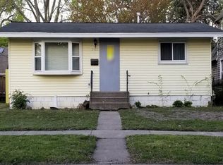 2405 25th Ave S, Minneapolis, MN 55406