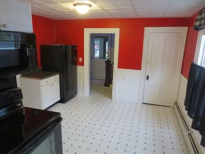 27 Dillingham St — Photo 9
