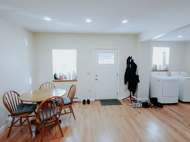 114 Field St #3 — Photo 11