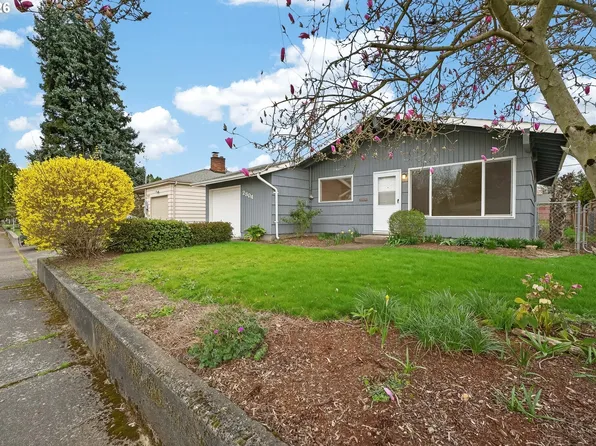2304 SE 101st Ave, Portland, OR 97216