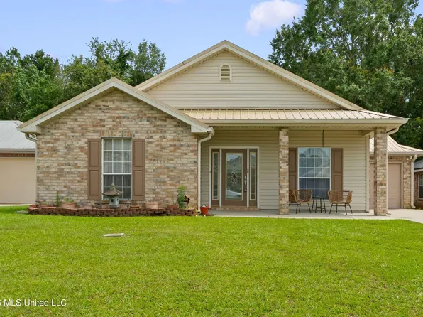 114 Teddy Ln, Picayune, MS 39466