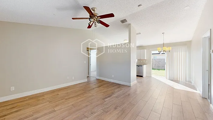 312 Crayford Pl — Photo 5