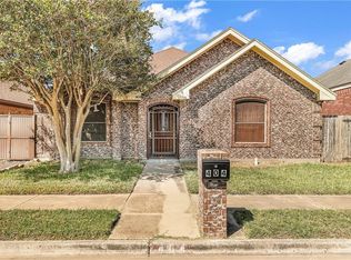 404 Quamasia Ave, McAllen, TX 78504